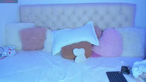 Snapshot of ebonygoddes03 chatting on October 2025 11:18:02 PM Queen Ebony online show from October 2025 11:18:02 PM