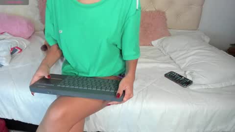 Snapshot of ebonygoddes03 chatting on November 2025 08:00:01 PM Queen Ebony online show from November 2025 08:00:01 PM