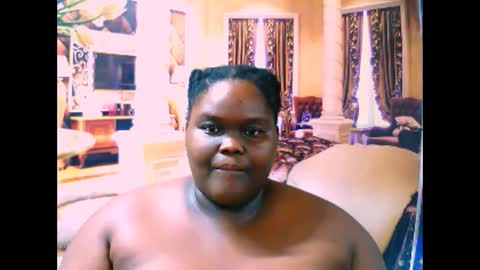 ebonyhotbuns4u2luv online show from January 2025 07:08:01 PM