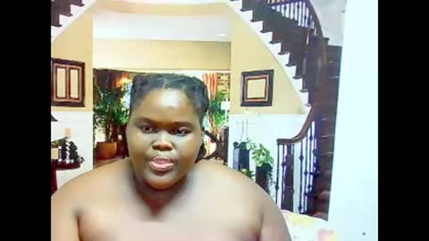 ebonyhotbuns4u2luv online show from February 2025 01:11:02 PM