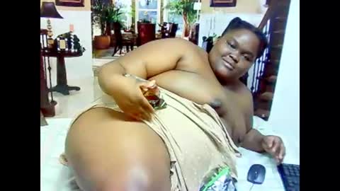 ebonyhotbuns4u2luv online show from February 2025 07:13:01 AM