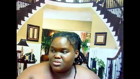 ebonyhotbuns4u2luv online show from February 2025 01:18:02 PM