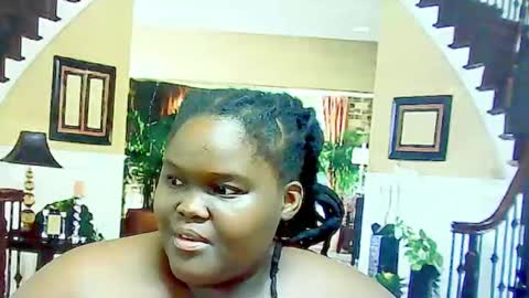 ebonyhotbuns4u2luv online show from February 2025 09:39:02 AM