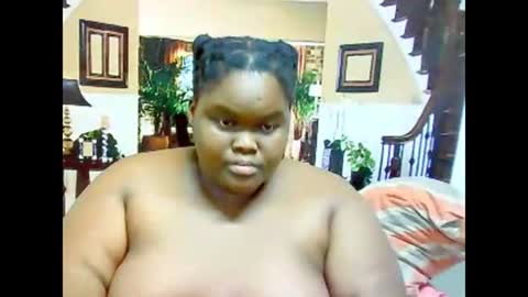 ebonyhotbuns4u2luv online show from February 2025 01:46:02 PM