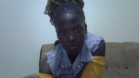 ebonyliliana online show from December 2024 07:52:02 PM