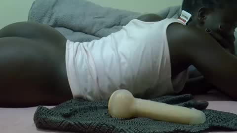 ebonyliliana online show from January 2025 07:18:01 PM