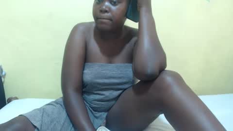 ebonylyn123 online show from February 2025 02:45:01 PM