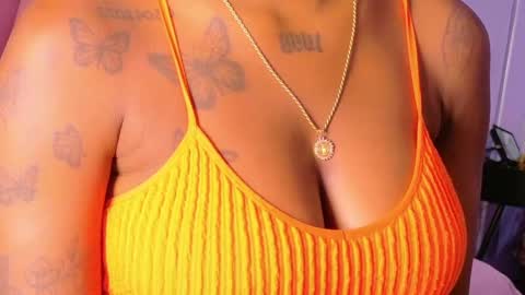 ebonyndsavage online show from October 2025 06:19:02 PM