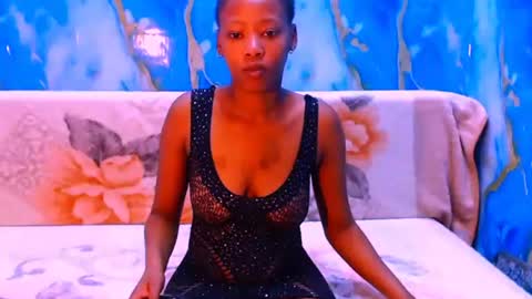 Snapshot of ebonypretty4u chatting on October 2025 06:47:01 AM ebonypretty4u online show from October 2025 06:47:01 AM