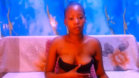 Snapshot of ebonypretty4u chatting on October 2025 04:16:02 AM ebonypretty4u online show from October 2025 04:16:02 AM