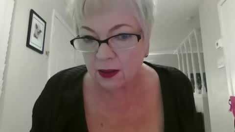 eclecticblue online show from December 2025 03:05:01 PM