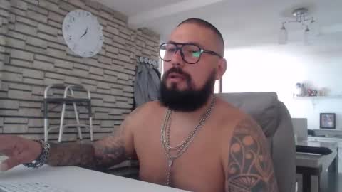 Snapshot of edgarram83 chatting on October 2025 06:35:02 PM edgarram83 online show from October 2025 06:35:02 PM