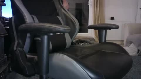 Snapshot of edged_biker chatting on January 2025 08:16:02 PM edged biker online show from January 2025 08:16:02 PM