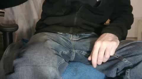 Snapshot of edged_biker chatting on February 2025 07:21:01 PM edged biker online show from February 2025 07:21:01 PM