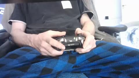 Snapshot of edged_biker chatting on February 2025 02:48:02 PM edged biker online show from February 2025 02:48:02 PM