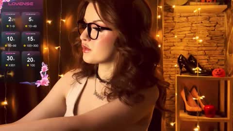 Friendly neighbourhoud redhead  online show from October 2025 12:00:02 AM