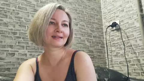 edithmanning online show from January 2025 12:10:01 PM