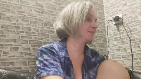 edithmanning online show from January 2025 05:27:01 PM