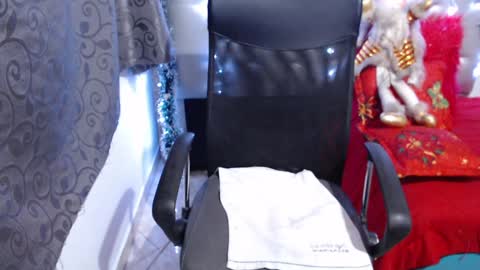 Eddye online show from December 2024 09:51:01 AM