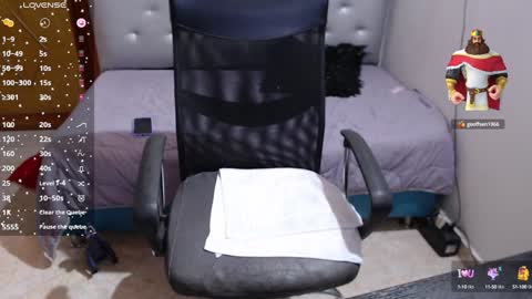 Eddye online show from February 2025 12:17:02 PM
