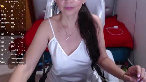 Eddye online show from February 2025 07:30:02 PM