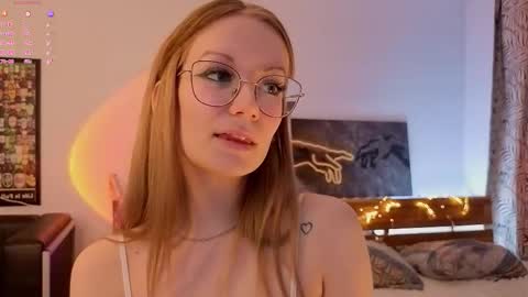 Snapshot of edlin_gail chatting on October 2025 02:35:01 PM Edlin Gali online show from October 2025 02:35:01 PM