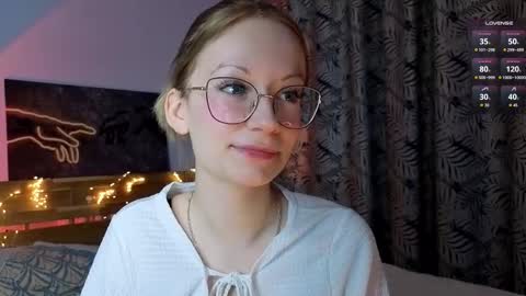 Snapshot of edlin_gail chatting on October 2025 02:07:02 PM Edlin Gali online show from October 2025 02:07:02 PM