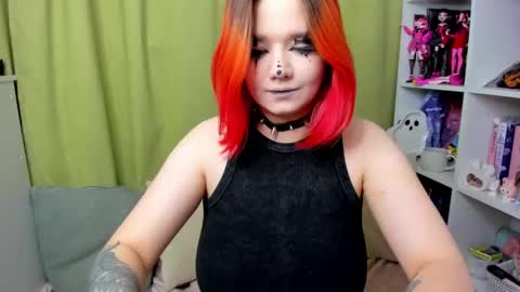 Snapshot of edna_dana chatting on October 2025 08:32:01 PM Edna online show from October 2025 08:32:01 PM