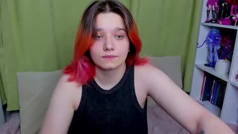 Snapshot of edna_dana chatting on November 2025 08:08:01 PM Edna online show from November 2025 08:08:01 PM