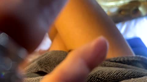 Snapshot of edralyn_cb chatting on November 2025 07:08:02 AM edralyn_cb online show from November 2025 07:08:02 AM