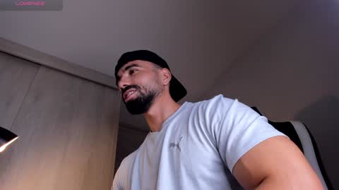 edrick online show from December 2024 11:47:01 PM