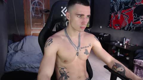 Snapshot of eduard_loveee chatting on September 2025 07:33:02 AM Eduar online show from September 2025 07:33:02 AM