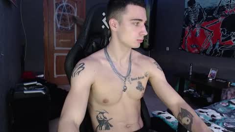 Snapshot of eduard_loveee chatting on October 2025 11:09:01 AM Eduar online show from October 2025 11:09:01 AM