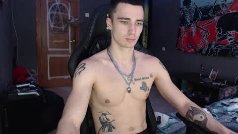 Snapshot of eduard_loveee chatting on October 2025 09:11:04 AM Eduar online show from October 2025 09:11:04 AM