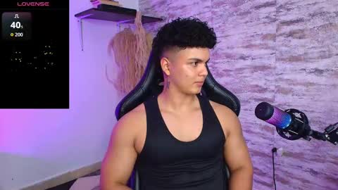 EDWARD CLARCK online show from October 2025 01:57:01 AM