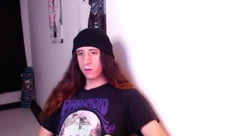 edward_chann online show from February 2025 10:43:01 PM