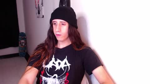 edward_chann online show from February 2025 03:00:02 AM