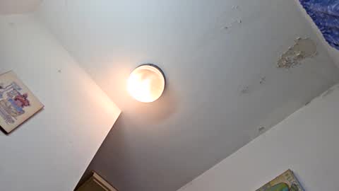 edwardaims_2please online show from October 2025 10:54:02 PM