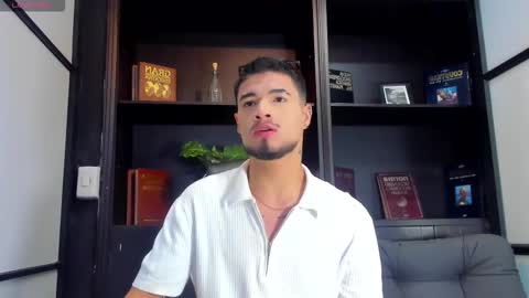 Edward Ross online show from November 2025 05:25:02 PM