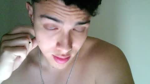 edwisalvatore online show from December 2024 11:12:02 PM