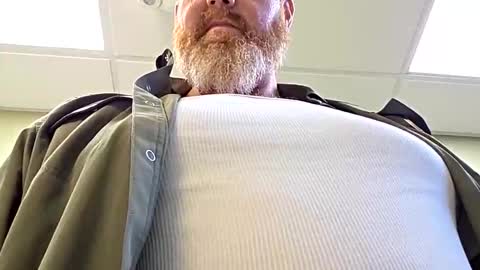 Snapshot of edyja chatting on October 2025 02:09:01 PM Eddya online show from October 2025 02:09:01 PM