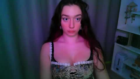 effie_balconii online show from November 2025 12:27:02 PM