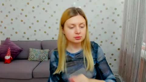 Effy online show from December 2024 10:55:01 AM