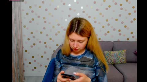Effy online show from December 2024 03:56:02 PM