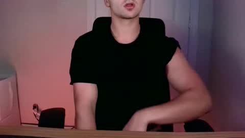 Snapshot of ehhchris chatting on November 2025 02:11:02 AM ehhchris online show from November 2025 02:11:02 AM