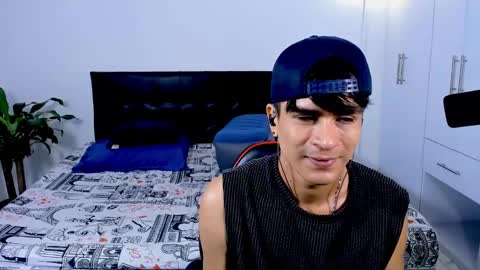 eiden_allenx1 online show from December 2024 02:50:01 PM
