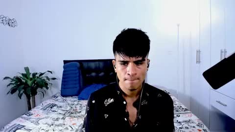 eiden_allenx1 online show from December 2024 04:19:02 PM