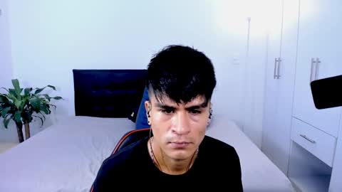 eiden_allenx1 online show from January 2025 05:07:02 PM