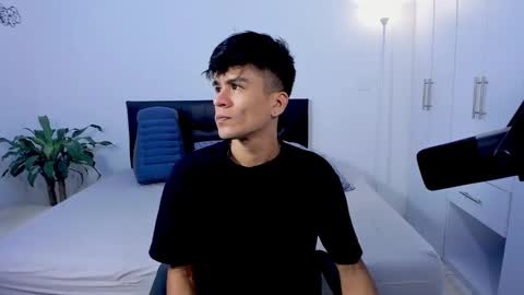 eiden_allenx1 online show from January 2025 08:43:02 AM