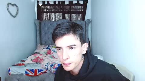 Snapshot of eimy_andres chatting on December 2024 12:28:01 PM eimy_andres online show from December 2024 12:28:01 PM